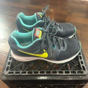 Nike Zoom Winflo Women's Dynamic Web Gray Yellow Running Sneakers size 8.5